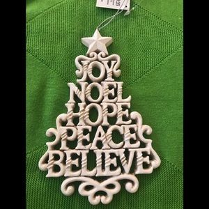 Christmas Tree Ornament New w Tag 7”